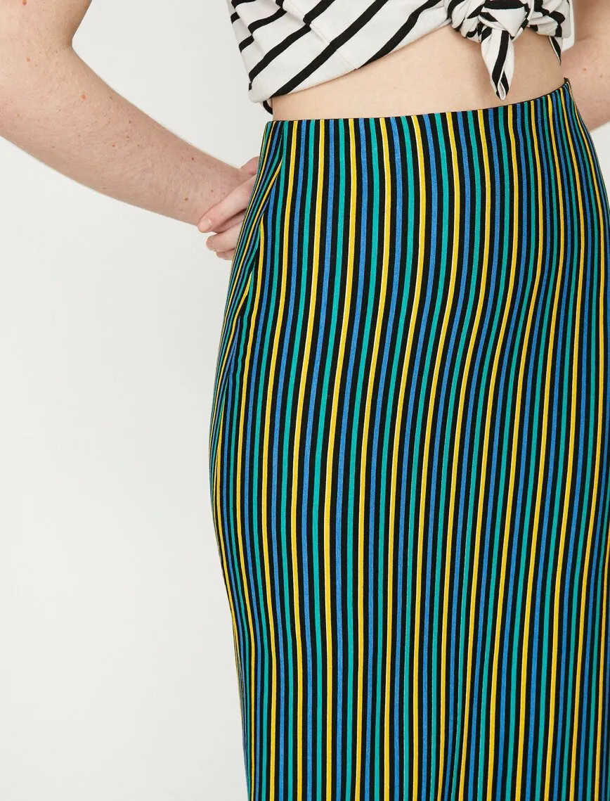 11870 Green Striped Midi Skirt