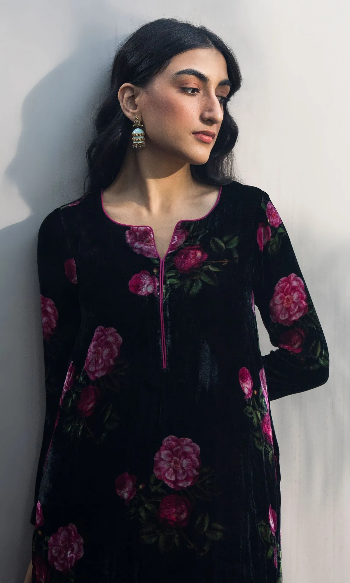 Bareen floral Black velvet straight kurta with velvet palazzo and shawl - Set of 3