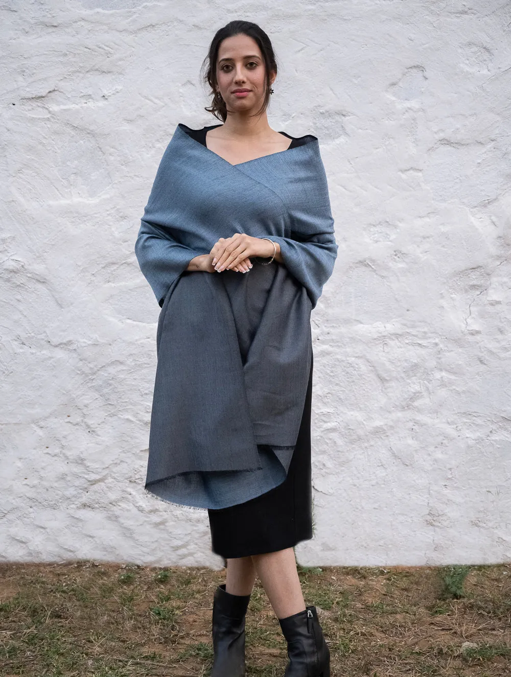 Exclusive Reversible Soft Kashmiri Wool Shawl - Soft Blue & Grey