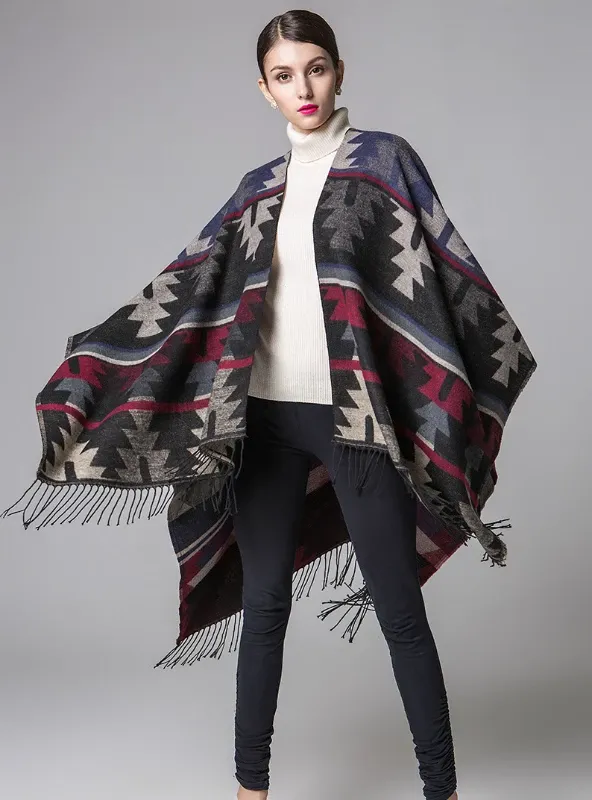 GEOMETRIC RHOMBIC LENGTHENED CAPE WITH SPLIT SHAWL