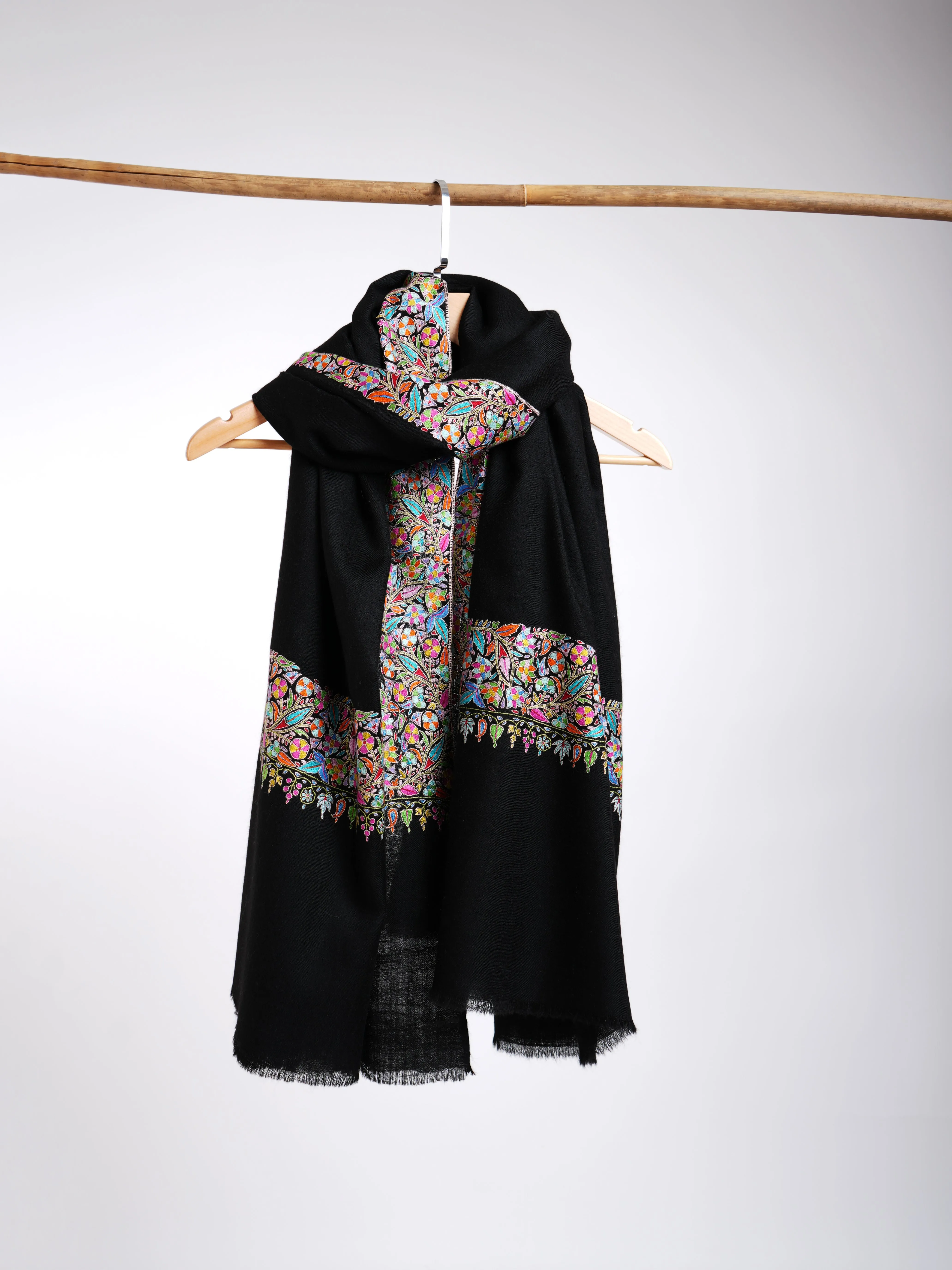 Handmade Indian Pure Pashmina Black Shawls