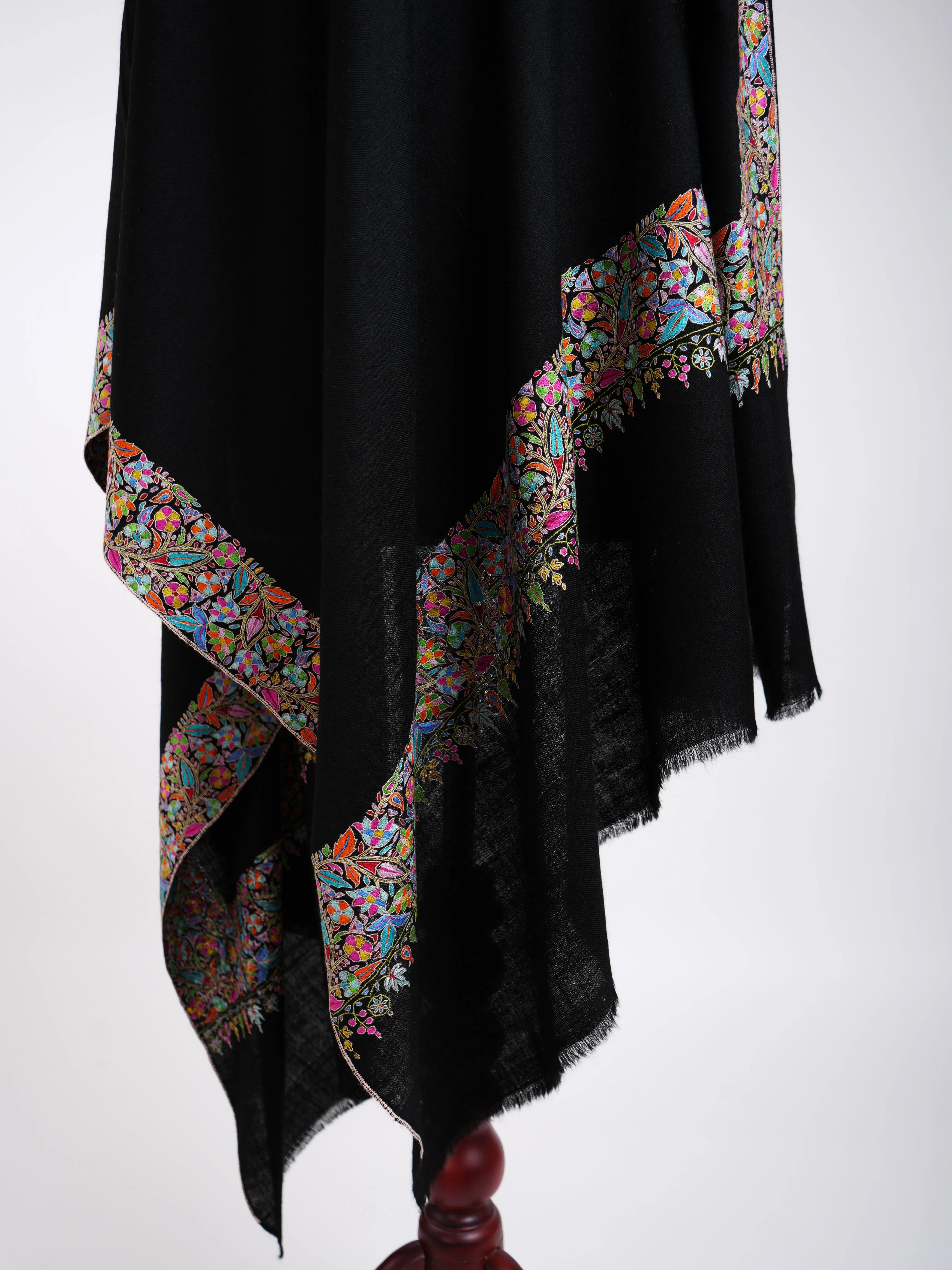 Handmade Indian Pure Pashmina Black Shawls