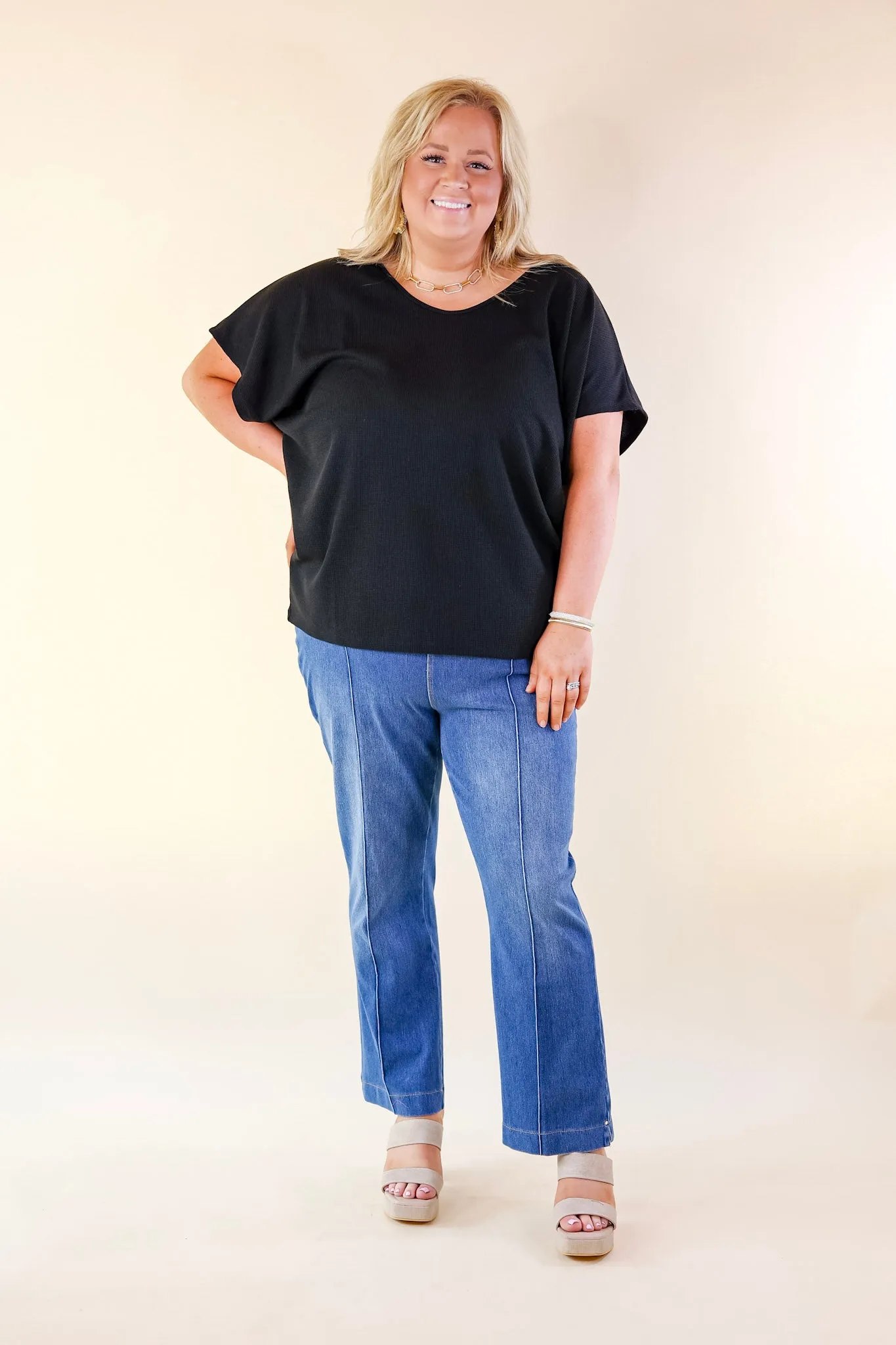 Lyssé | Elle Ankle Flare Denim Trousers in Mid Wash