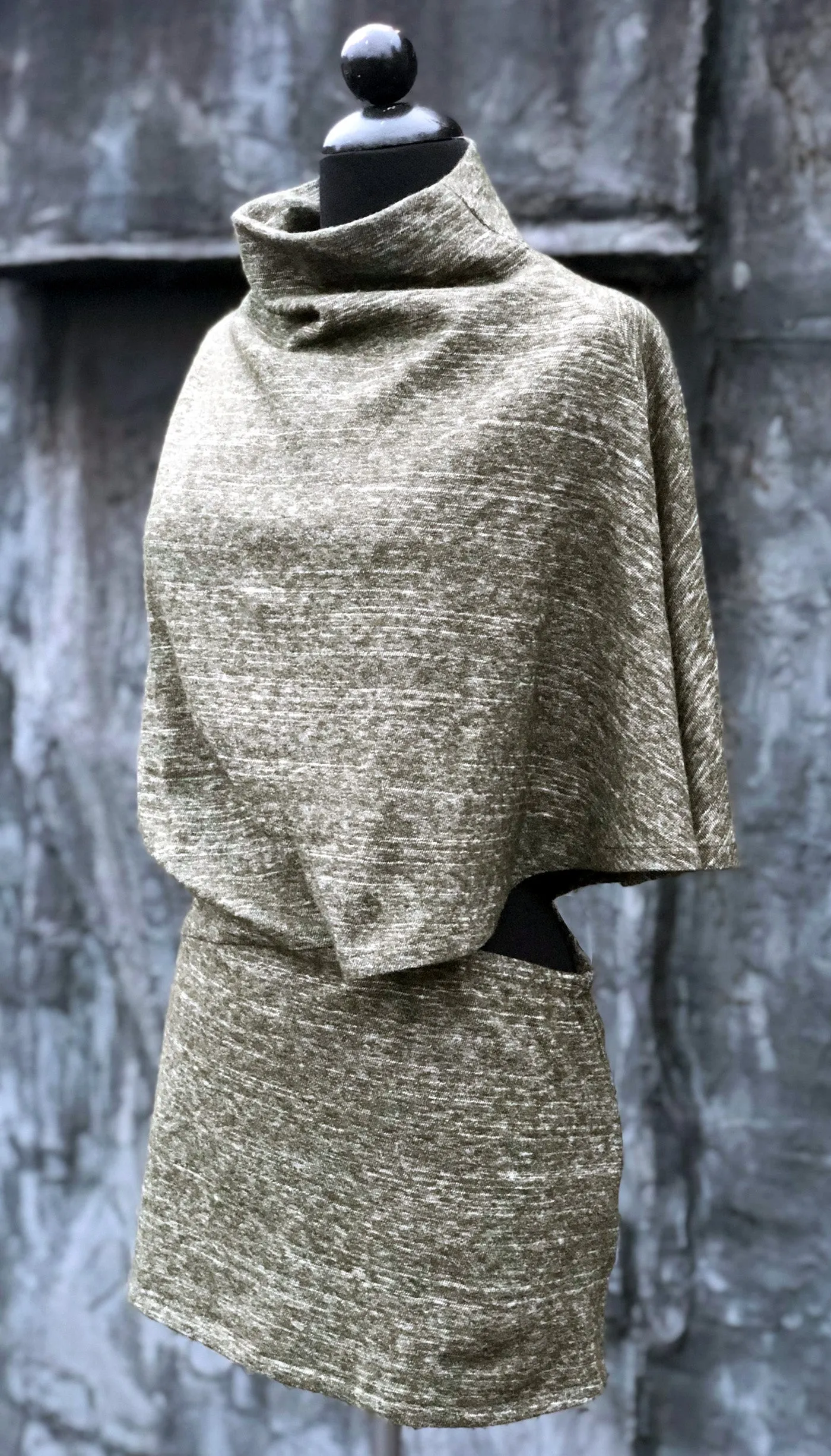 Poncho Tunic Top/ Olive Heather Wool