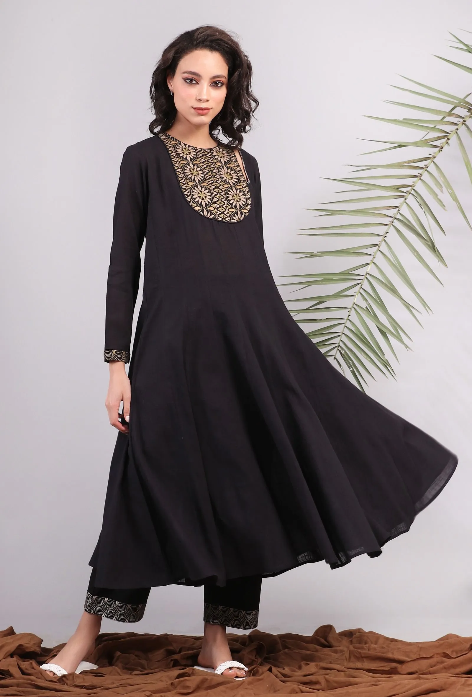 Set of 2: Black Flared Kalidar Kurta Dress with Kantha Straight Pants