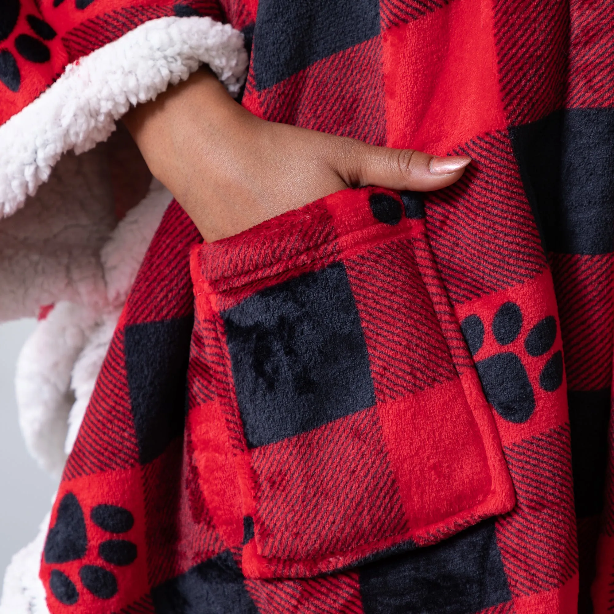 Super Cozy&trade; Paw Print Blanket Hoodie Cape